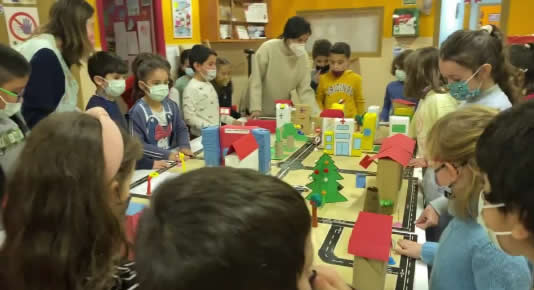 Vídeo: AXT Repor MAQUETA BARRIO Proyecto 2º